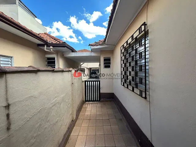 Casa com 400m² 2 quartos e 2 banheiros, à venda, no bairro Santa Maria em São Caetano do Sul