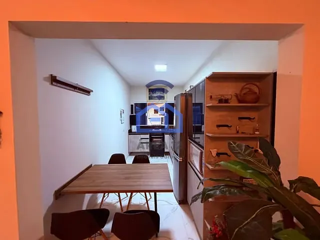 Casa 2 quartos e 2 banheiros, à venda, no bairro Rio do Ouro em Caraguatatuba
