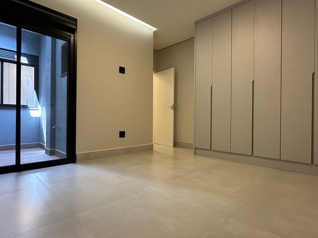 Casa com 200m² 3 quartos e 2 banheiros, à venda, no bairro Vila Monte Alegre em Paulínia