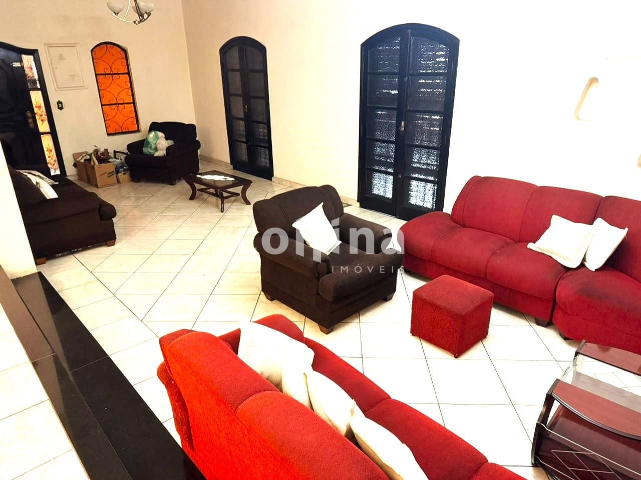 Casa à venda com 3 quartos, 10m² - Foto 3