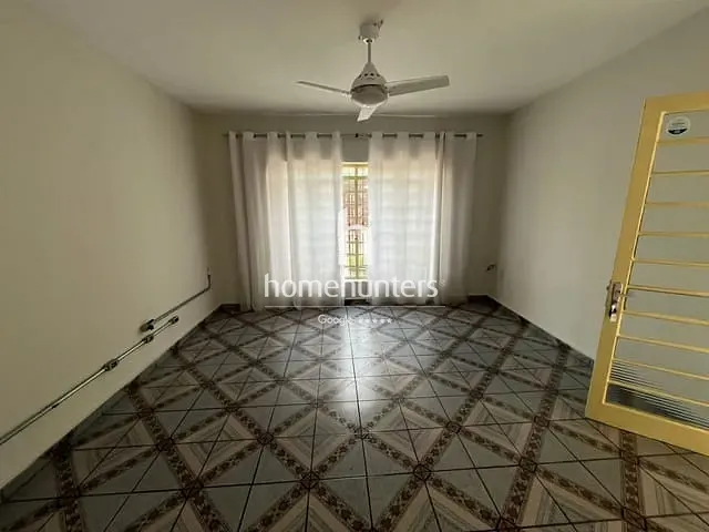 Casa 3 quartos e 1 banheiro, para alugar, no bairro Vila Georgina em Campinas
