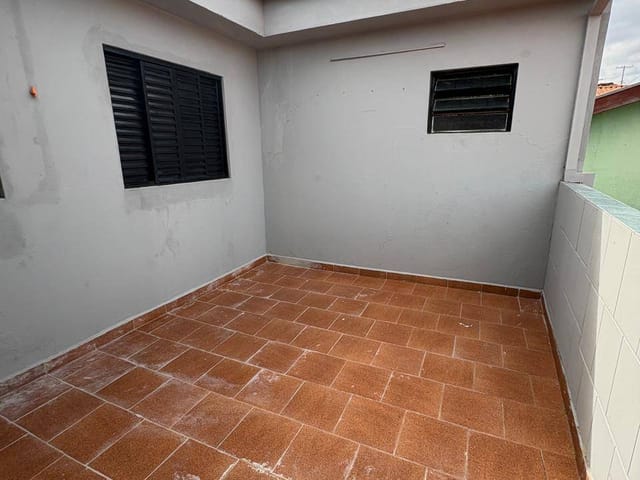 Casa com 100m² 1 quarto e 1 banheiro, para alugar, no bairro Conjunto Habitacional Parque Itajaí em Campinas