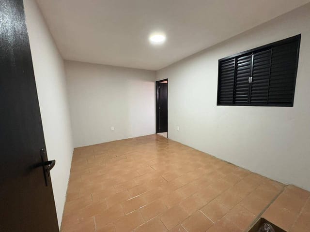 Casa com 100m² 1 quarto e 1 banheiro, para alugar, no bairro Conjunto Habitacional Parque Itajaí em Campinas