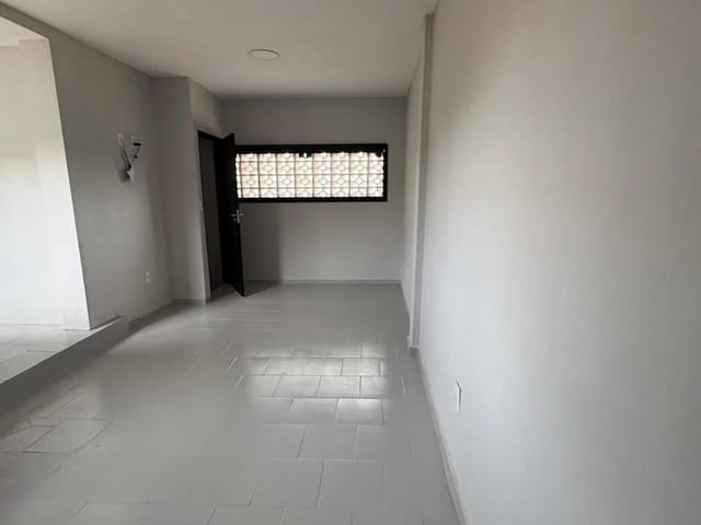 Casa com 100m² 1 quarto e 1 banheiro, para alugar, no bairro Conjunto Habitacional Parque Itajaí em Campinas