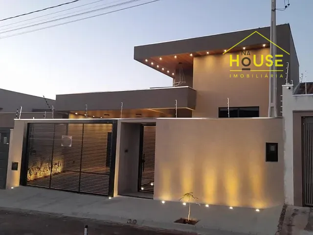 Casa com 220m² 3 quartos e 3 banheiros, à venda, no bairro Centro em Bady Bassitt