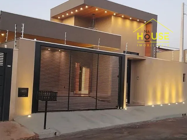 Casa com 220m² 3 quartos e 3 banheiros, à venda, no bairro Centro em Bady Bassitt