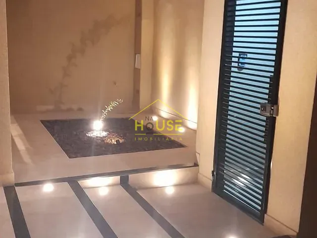 Casa com 220m² 3 quartos e 3 banheiros, à venda, no bairro Centro em Bady Bassitt