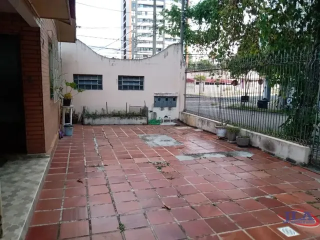 Casa com 242m² 3 quartos e 2 banheiros, à venda, no bairro Bacacheri em Curitiba