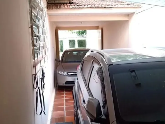 Casa com 242m² 3 quartos e 2 banheiros, à venda, no bairro Bacacheri em Curitiba