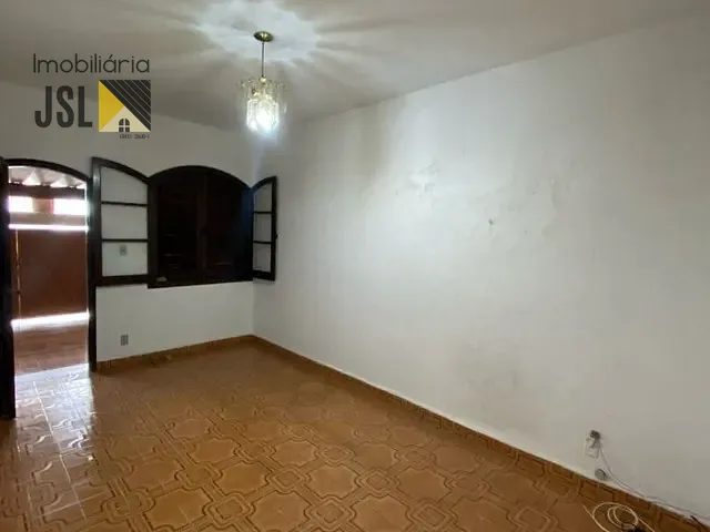 Casa com 137m² 2 quartos e 1 banheiro, à venda, no bairro Vila Resende em Caçapava