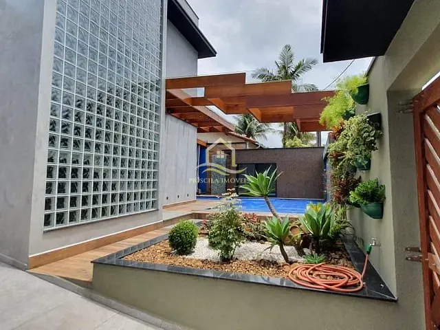 Casa 4 quartos e 5 banheiros, à venda, no bairro Boracéia em São Sebastião