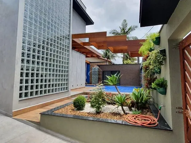 Casa 4 quartos e 5 banheiros, à venda, no bairro Boracéia em São Sebastião