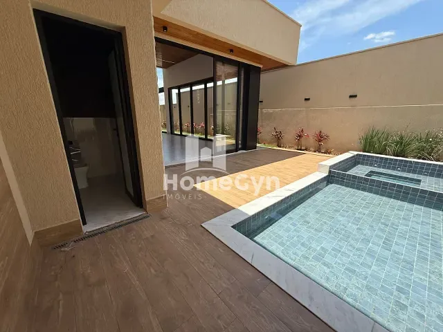 Casa com 525m² 4 quartos e 5 banheiros, à venda, no bairro Jardins Itália em Goiânia
