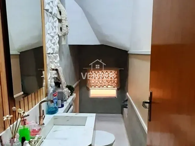 Sobrado 3 quartos e 2 banheiros, à venda, no bairro Residencial Portal da Mantiqueira em Taubaté