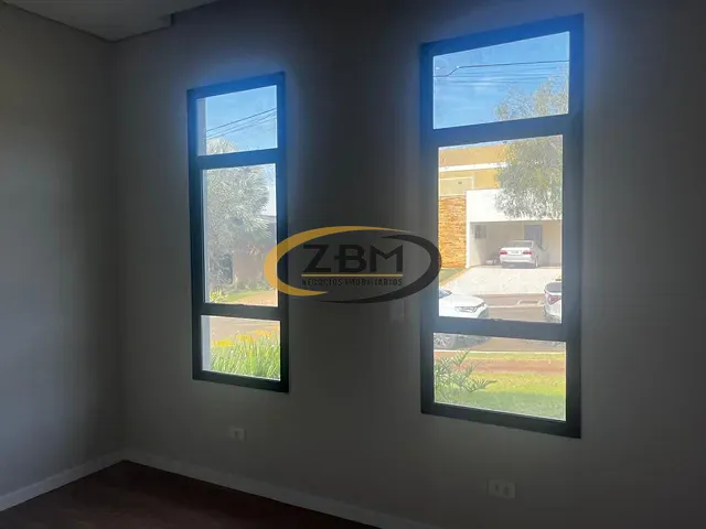 Casa com 360m² 3 quartos e 3 banheiros, à venda, no bairro Esperança em Londrina