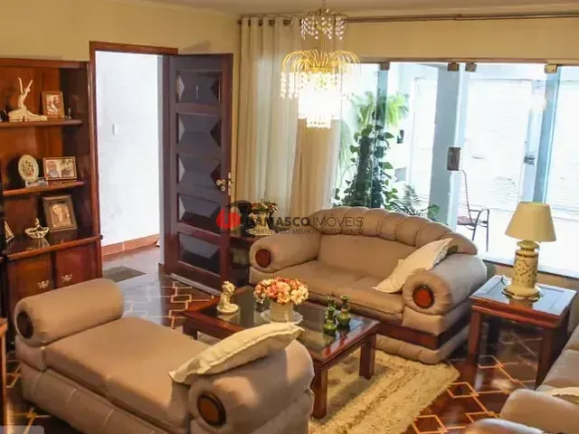 Casa com 500m² 4 quartos e 3 banheiros, à venda, no bairro Osvaldo Cruz em São Caetano do Sul