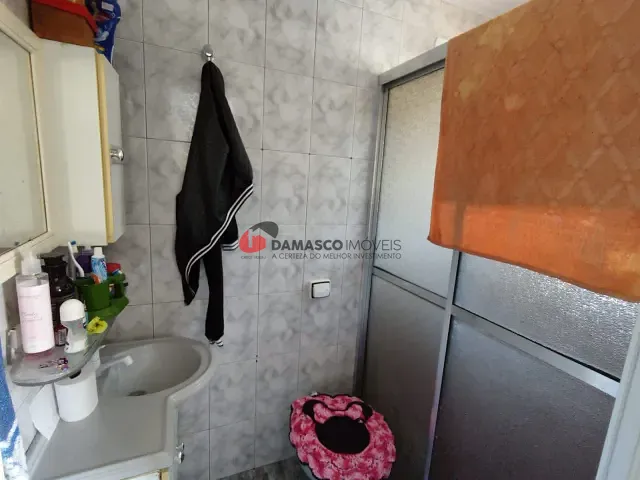 Casa com 222m² 2 quartos e 2 banheiros, à venda, no bairro Osvaldo Cruz em São Caetano do Sul
