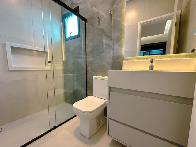 Casa com 200m² 3 quartos e 2 banheiros, à venda, no bairro Vila Monte Alegre em Paulínia