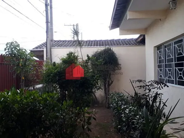 Casa com 250m², à venda, no bairro Residencial Mombaça em Pindamonhangaba