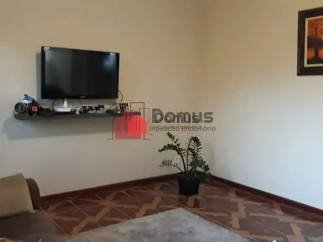 Casa com 250m², à venda, no bairro Residencial Mombaça em Pindamonhangaba