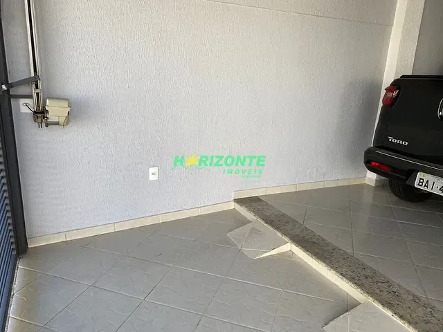 Casa com 300m² 3 quartos e 3 banheiros, à venda, no bairro Vila Geny em Lorena