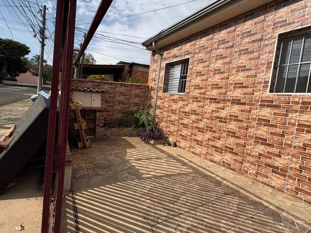 Casa com 150m² 2 quartos e 1 banheiro, para alugar, no bairro Jardim Florence em Campinas