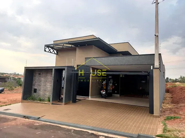 Casa com 200m² 3 quartos e 1 banheiro, à venda, no bairro Dharma Ville em Votuporanga