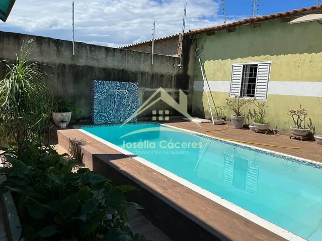 Sobrado com 950m² 5 quartos e 4 banheiros, à venda, no bairro Jardim Industriário em Cuiabá