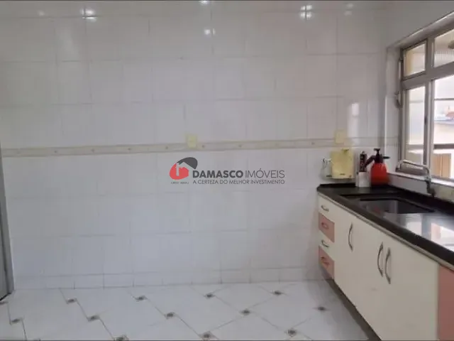 Casa 2 quartos e 1 banheiro, à venda, no bairro Santo Antônio em São Caetano do Sul
