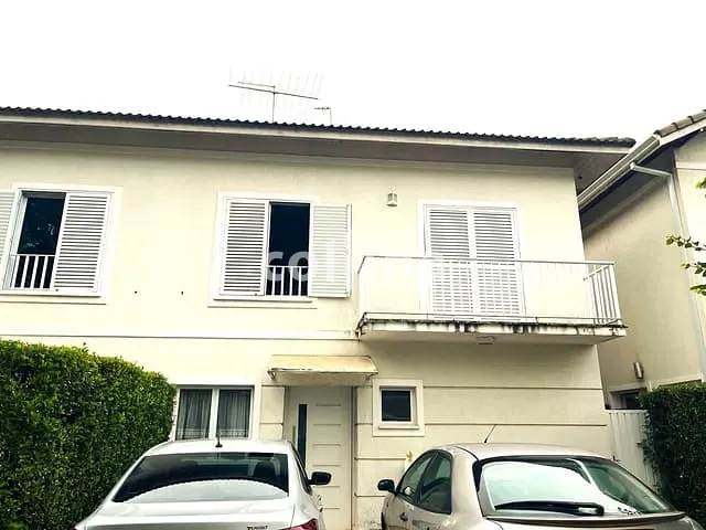 Casa 4 quartos e 5 banheiros, à venda, no bairro Jardim Maria Tereza em Cotia