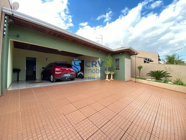 Casa com 360m² 3 quartos e 3 banheiros, à venda, no bairro Vale de San Izidro em Londrina