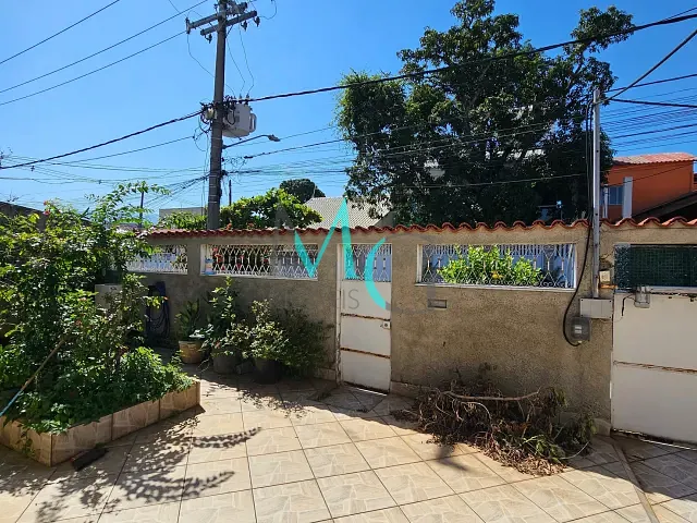 Casa com 220m² 2 quartos e 2 banheiros, para alugar, no bairro Campo Grande em Rio de Janeiro