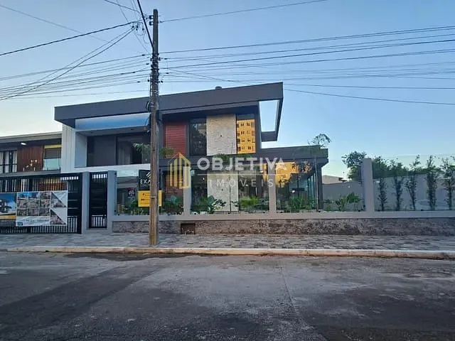 Casa com 374m² 3 quartos e 4 banheiros, à venda, no bairro Jardim Mauá em Novo Hamburgo