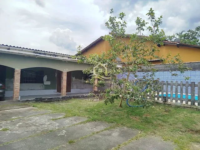 Casa 3 quartos e 2 banheiros, à venda, no bairro Boraceia em Bertioga