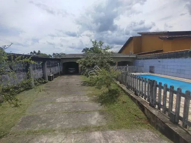 Casa 3 quartos e 2 banheiros, à venda, no bairro Boraceia em Bertioga