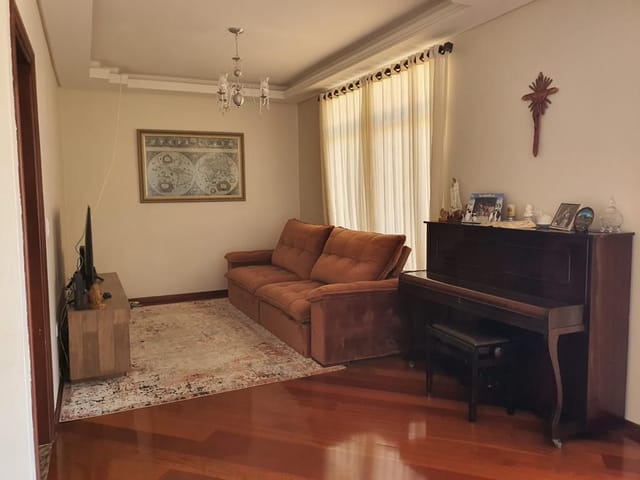 Foto do Casa - Casa com 5 dormitórios, 360 m² - venda por R$ 1.750.000,00 ou aluguel por R$ 8.152,00/mês - Jardim Esplanada - São José dos Campos/SP | RUSSI IMÓVEIS
