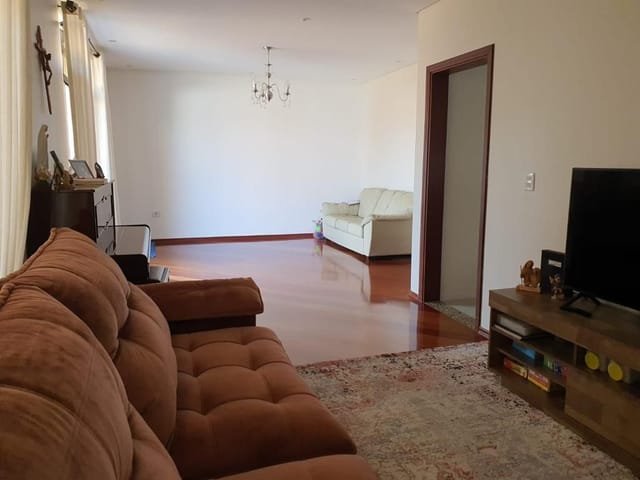 Foto do Casa - Casa com 5 dormitórios, 360 m² - venda por R$ 1.750.000,00 ou aluguel por R$ 8.152,00/mês - Jardim Esplanada - São José dos Campos/SP | RUSSI IMÓVEIS