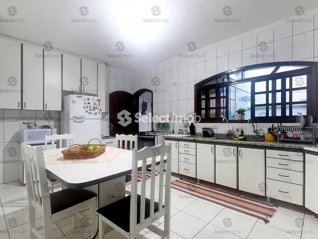 Casa com 215m² 3 quartos e 3 banheiros, à venda, no bairro Vila Homero Thon em Santo André