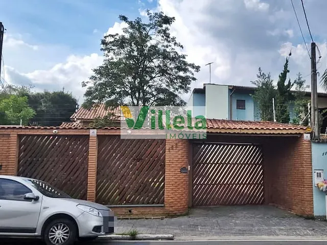 Casa com 432m² 3 quartos e 4 banheiros, à venda ou para alugar, no bairro Vila Maria Rosa em Ferraz de Vasconcelos