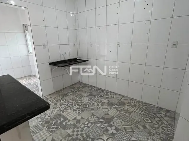 Casa 2 quartos e 1 banheiro, para alugar, no bairro Camaçari de Dentro em Camaçari