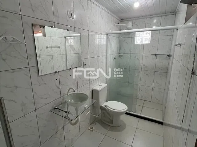 Casa 2 quartos e 1 banheiro, para alugar, no bairro Camaçari de Dentro em Camaçari