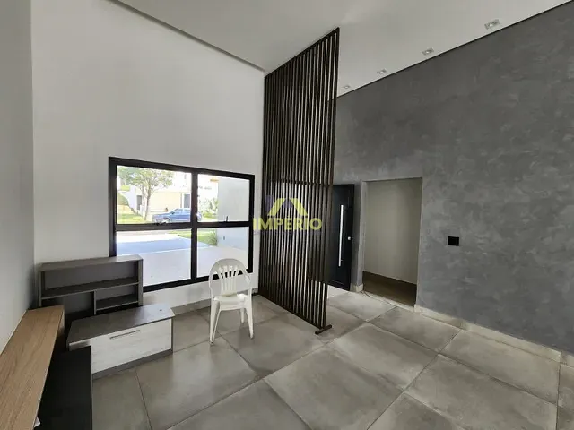 Casa com 300m² 3 quartos e 3 banheiros, à venda, no bairro Residencial Central Parque em Salto