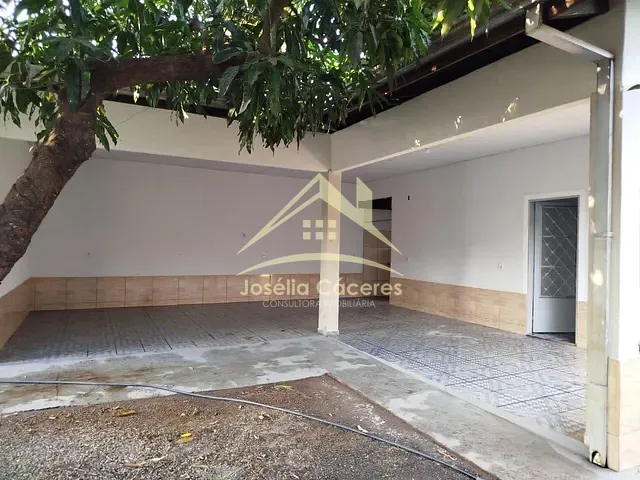 Casa com 440m² 5 quartos e 4 banheiros, à venda, no bairro Centro-Sul em Várzea Grande