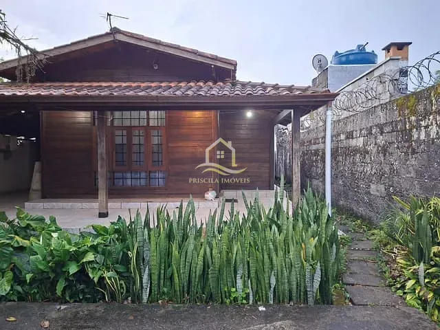 Casa com 450m² 3 quartos e 3 banheiros, à venda, no bairro Boraceia em Bertioga