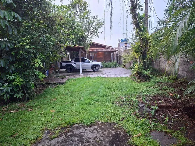 Casa com 450m² 3 quartos e 3 banheiros, à venda, no bairro Boraceia em Bertioga
