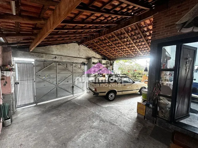 Casa com 364m² 3 quartos e 2 banheiros, à venda, no bairro Vila Sinhá em São José Dos Campos