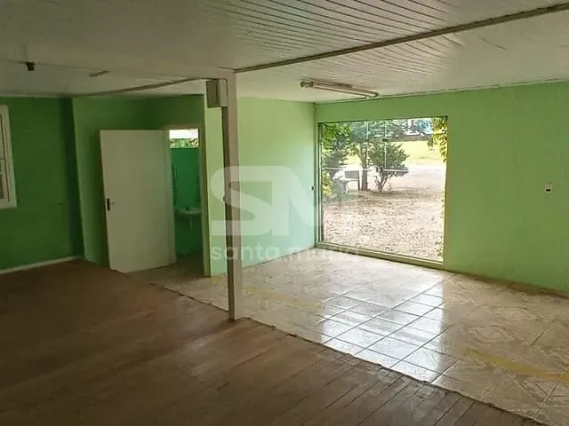 Casa com 200m² 3 quartos e 2 banheiros, para alugar, no bairro Trevo em Figueira (Chapecó)