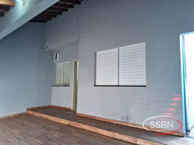 Casa 2 quartos e 2 banheiros, para alugar, no bairro Jardim Residencial Fibra em Nova Odessa
