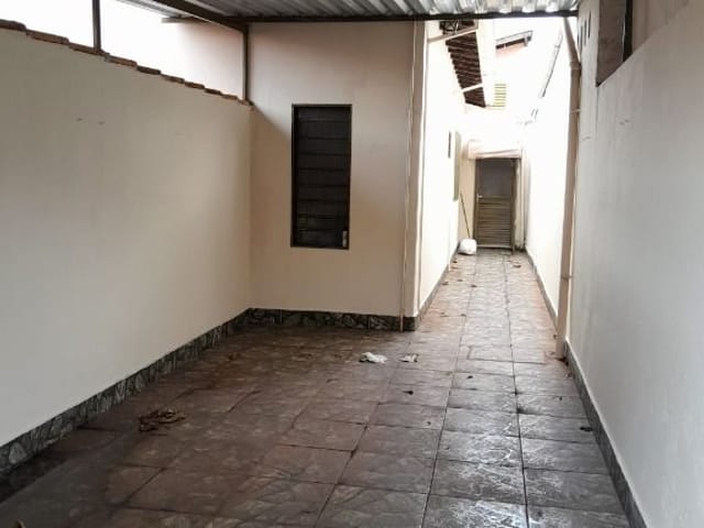 Foto do Casa - Casa com 1 dormitório para alugar, 77 m² por R$ 816,78/mês - Núcleo Habitacional Silvério Cartafina - Uberaba/MG | ZUCATO IMOBILIARIA LTDA