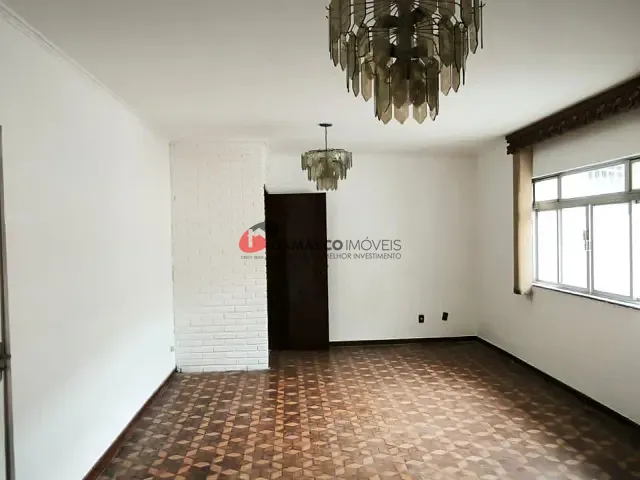 Casa 3 quartos e 2 banheiros, à venda, no bairro Santa Paula em São Caetano do Sul